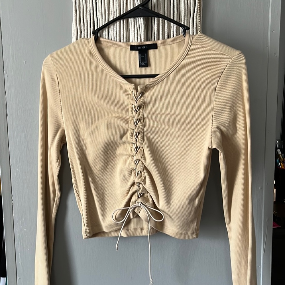 Long sleeve crop top